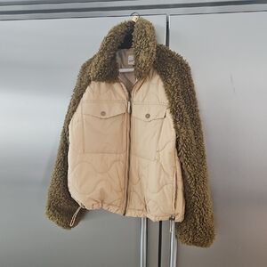 Stylish Tan and Brown Quilted Jacket With Fuzzy Sleaves